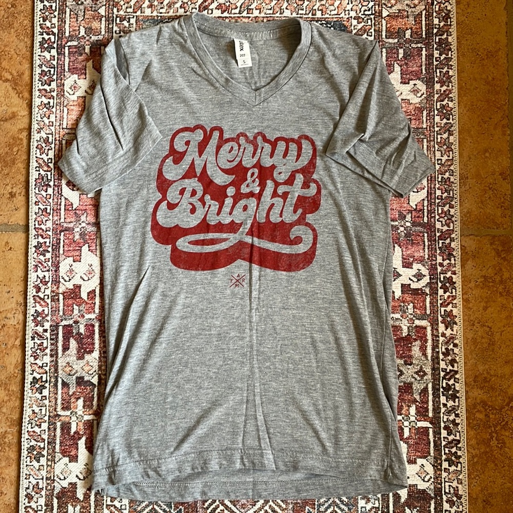 [Merry & Bright] NWOT T-Shirt